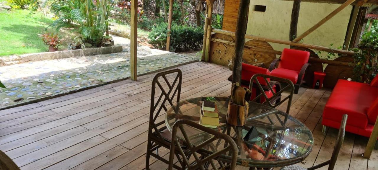 Eco Hostal Monolandia เอลไซโน ภายนอก รูปภาพ