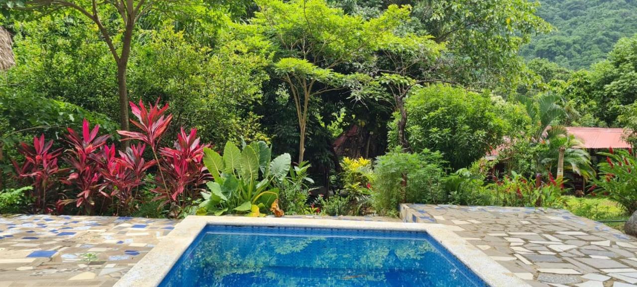 Eco Hostal Monolandia เอลไซโน ภายนอก รูปภาพ